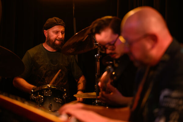Live at Globus Music Club